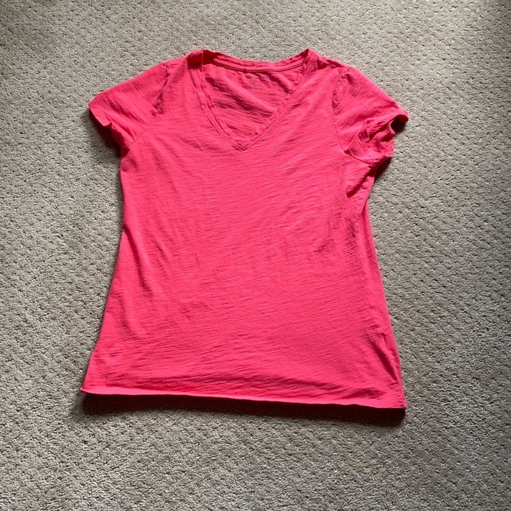 Tommy Hilfiger T shirt. Size Medium. Good condition